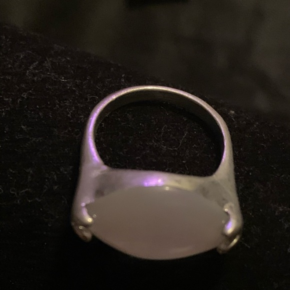 Ring - Picture 2 of 4